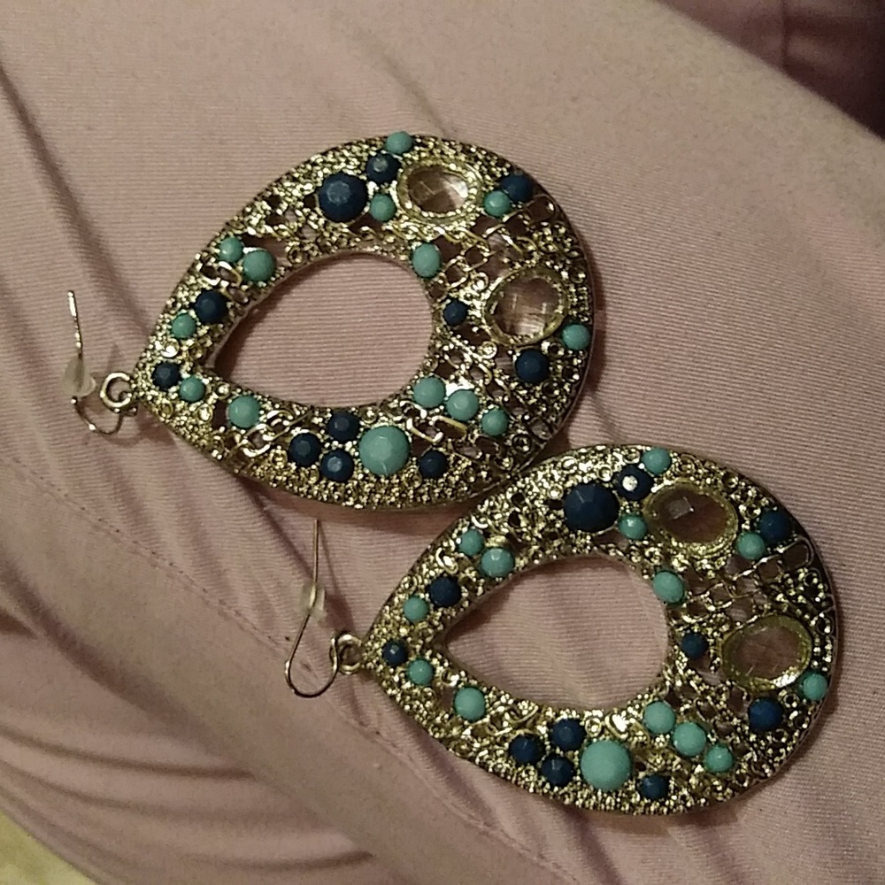 NWOT Blue/Aqua Earrings